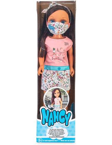 Nancy, un día con mascarilla trendy